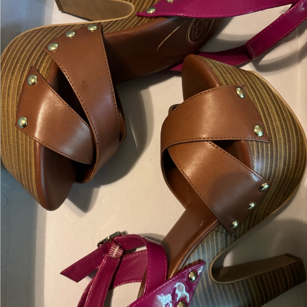 Jessica Simpson Brown and Pink Platform Sandals